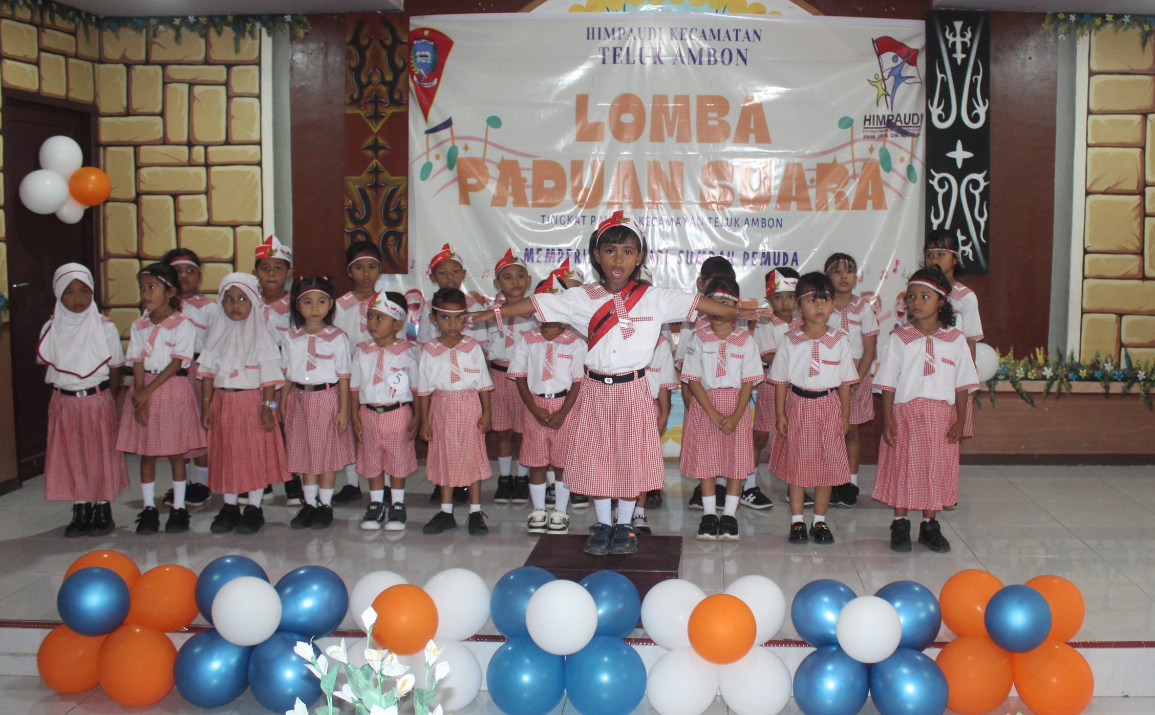 Meriahnya Lomba Paduan Suara Tingkat PAUD di Desa Hunuth, PAUD LEIMENA Sabet Juara 1