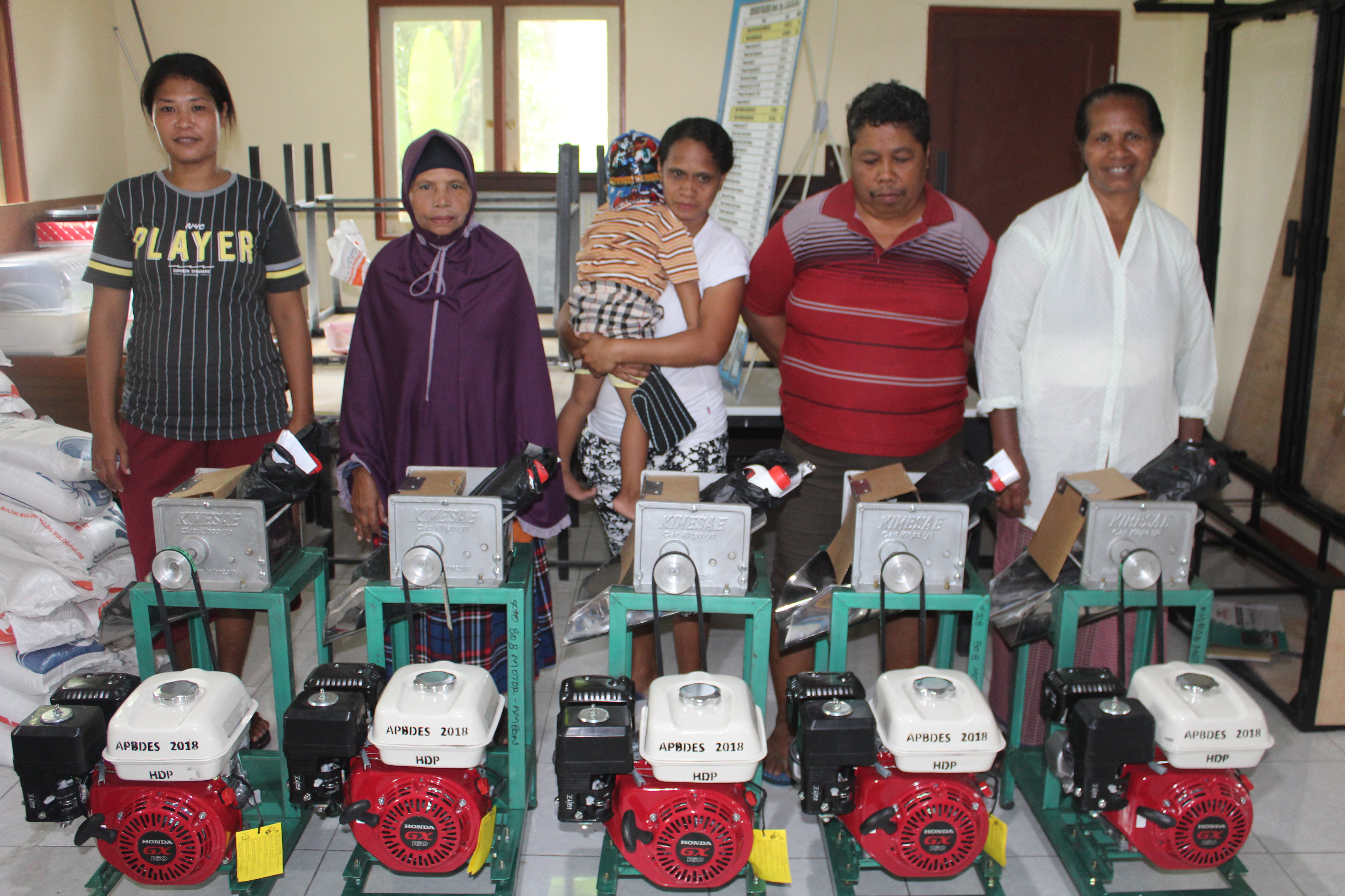 Bantuan Peralatan Usaha Mesin Parut Kelapa (5 Kelompok Tahun 2018)